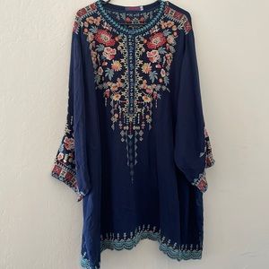 Johnny Was embroidered tunic / blouse 3X